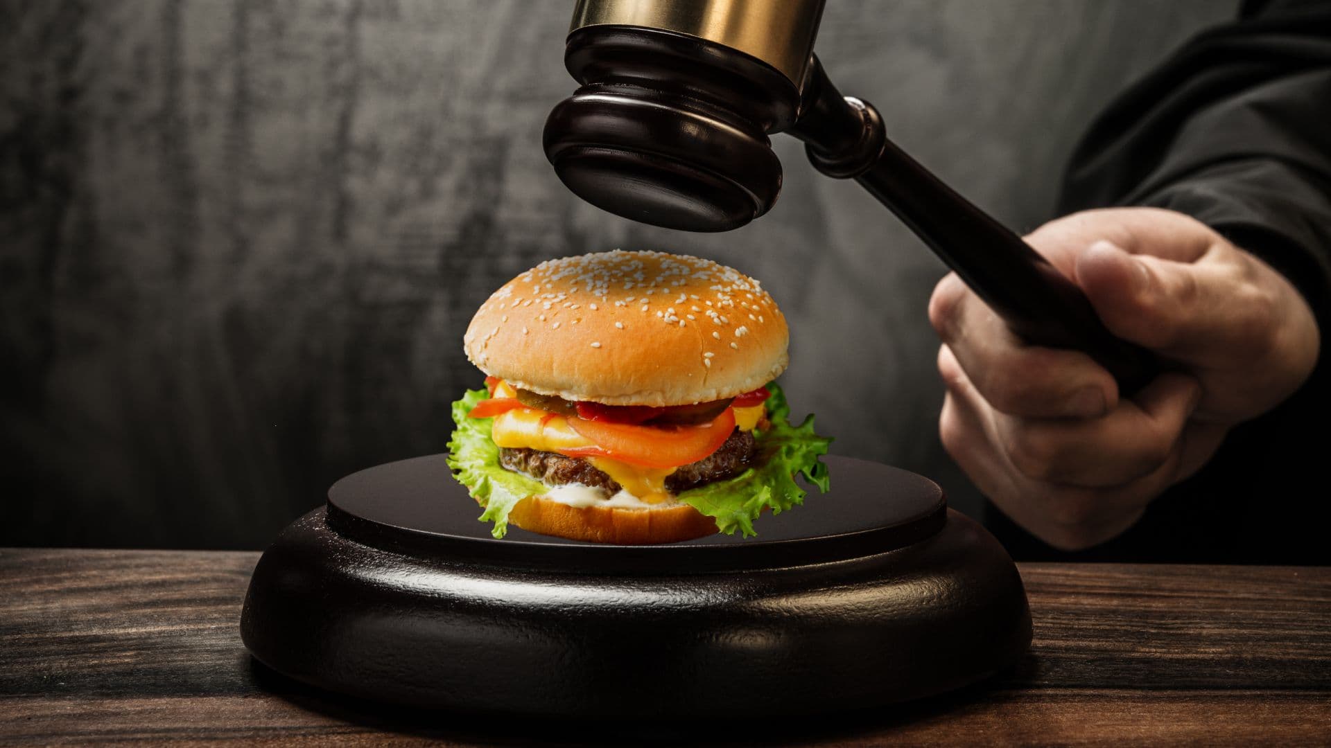 California’s New Fast-Food Bill Sparks Concerns Among Franchisees in the State  