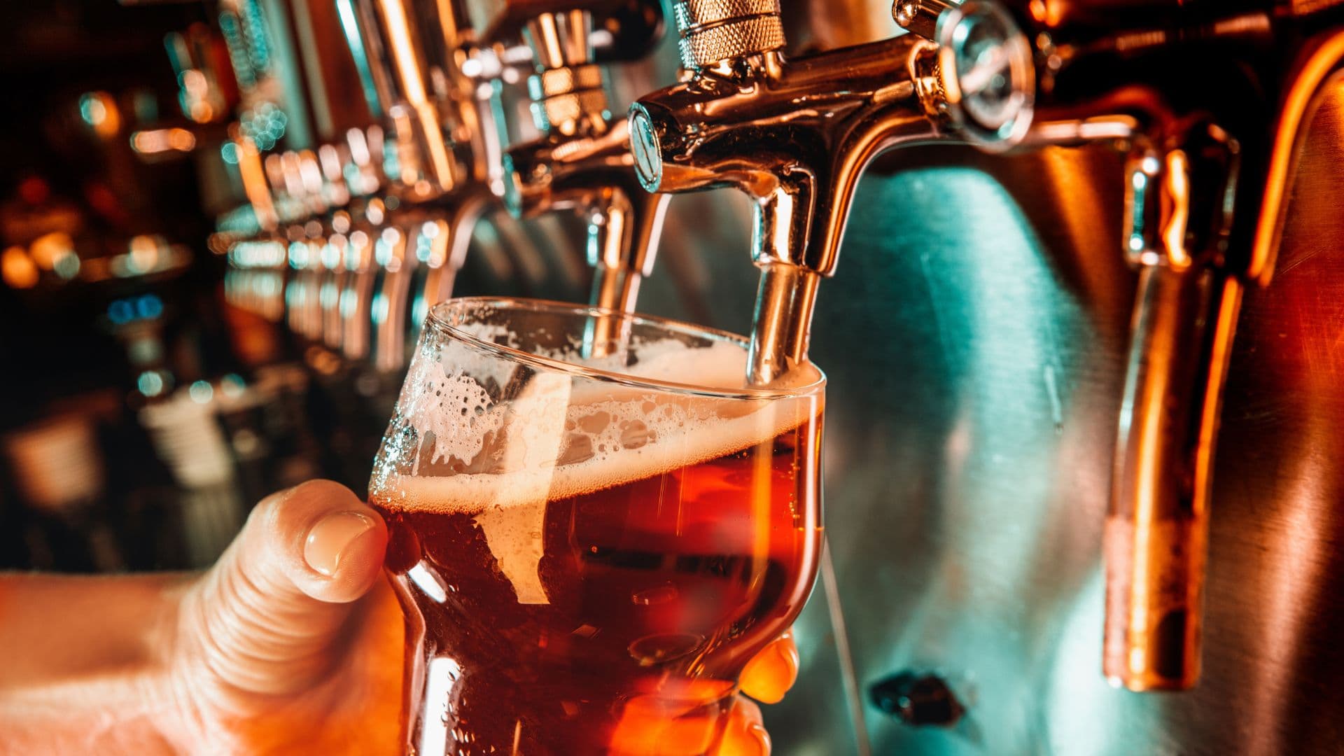 Current Trends and Challenges of Owning a Craft Brewery in 2023