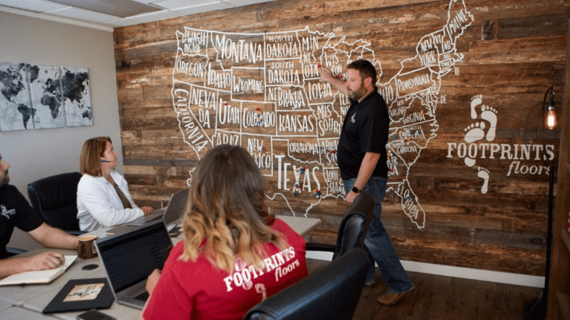 5 Reasons To Invest in a Footprints Floors Franchise in 2024