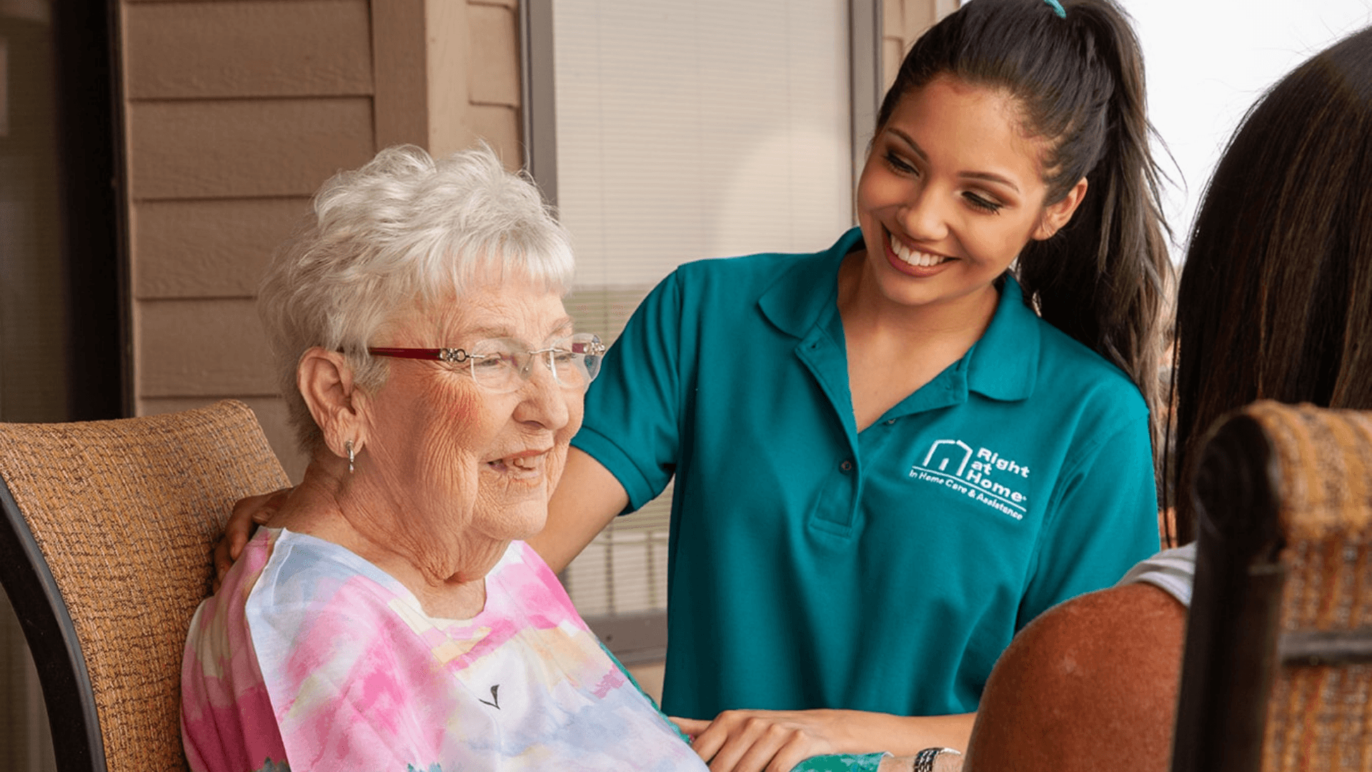 Benefits of Entering the In-Home Care Industry Young To Help the Elderly