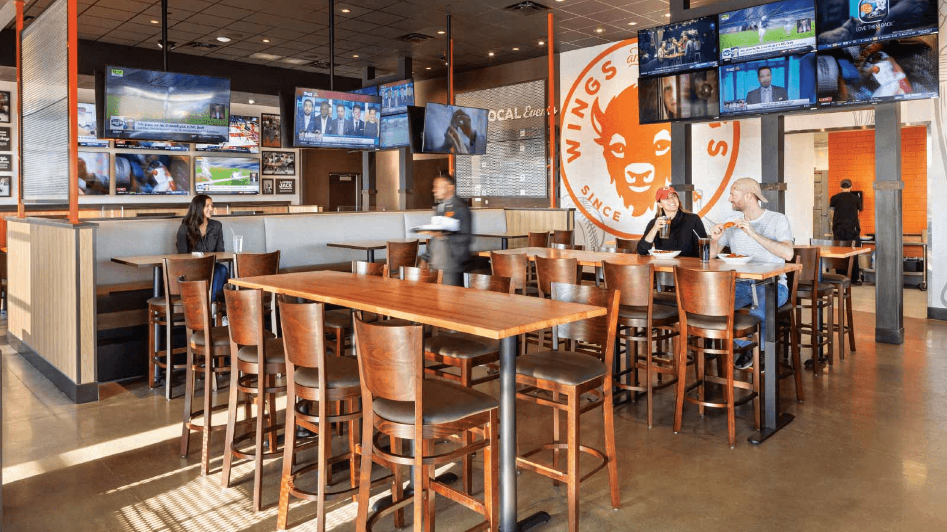 Wings and Rings Celebrates 40 Years of Wings and Growth: Thriving Q3 Highlights Customer Engagement, Menu Innovations, and Exciting Future Plans