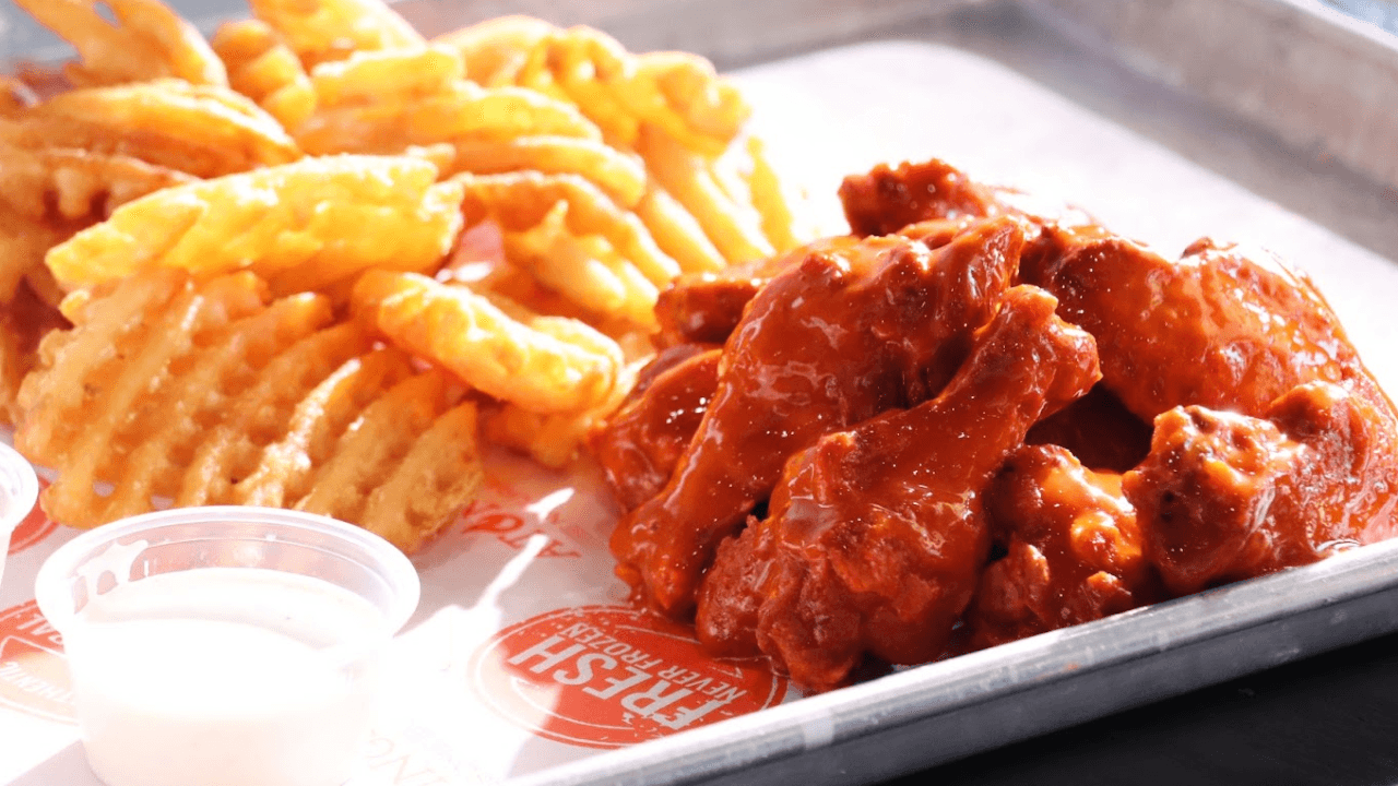 BizTimes: Atomic Wings To Open 15 Wisconsin Locations