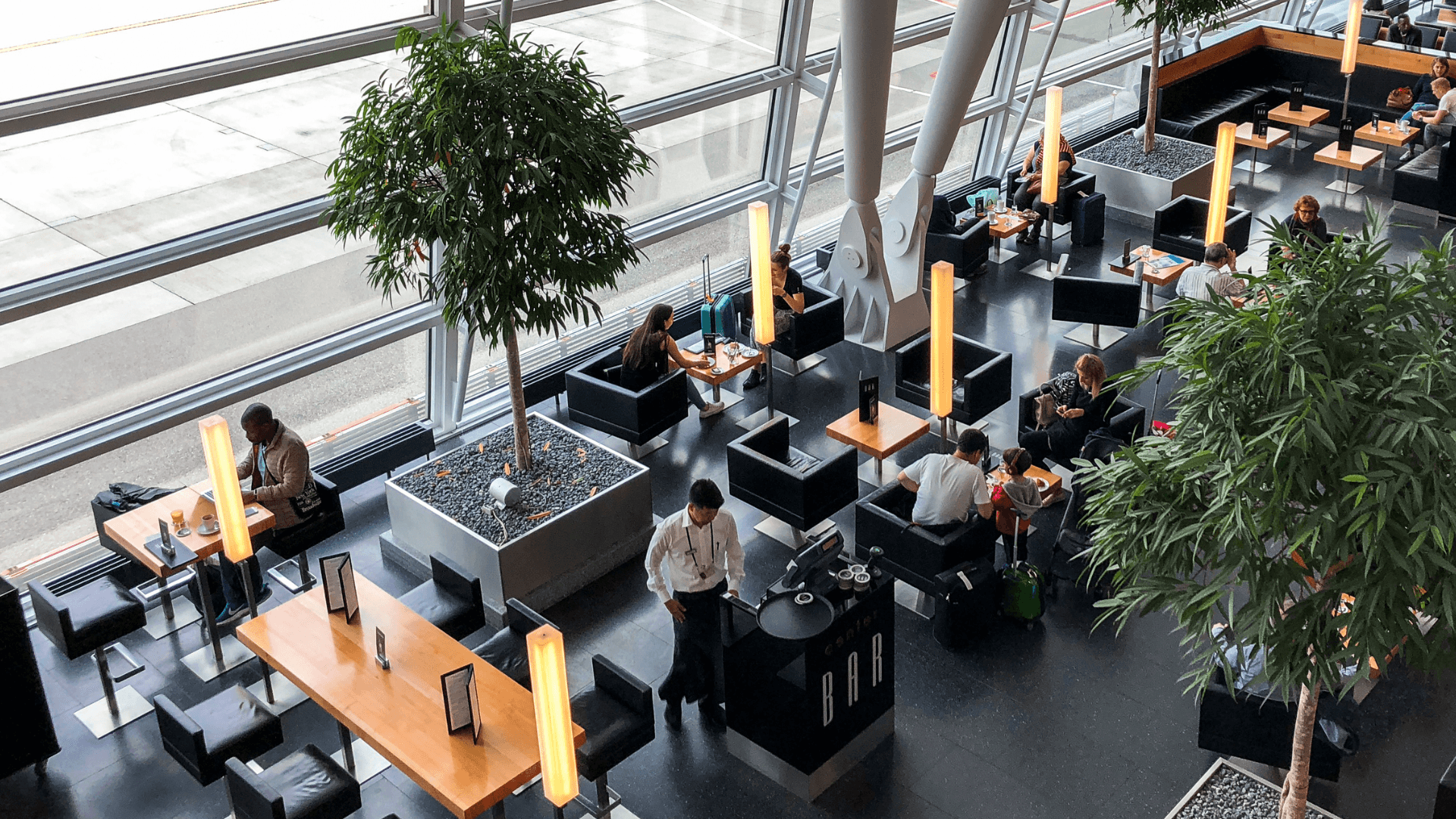 Restaurant Dive: Why More Restaurant Chains Are Catering to Travelers