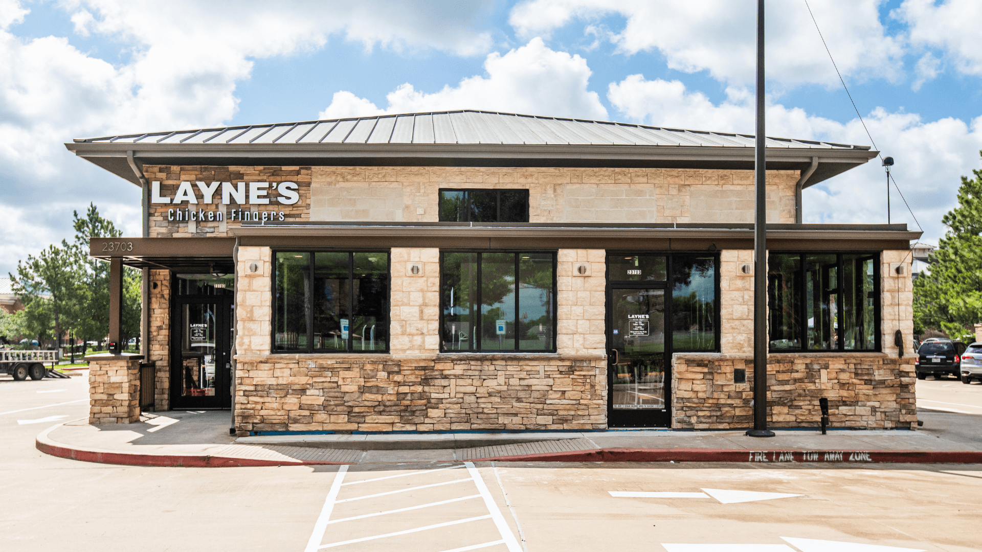 Layne’s Opens Two Pittsburgh Restaurants in Three Months, Plans To Do Same in More Markets Throughout the State