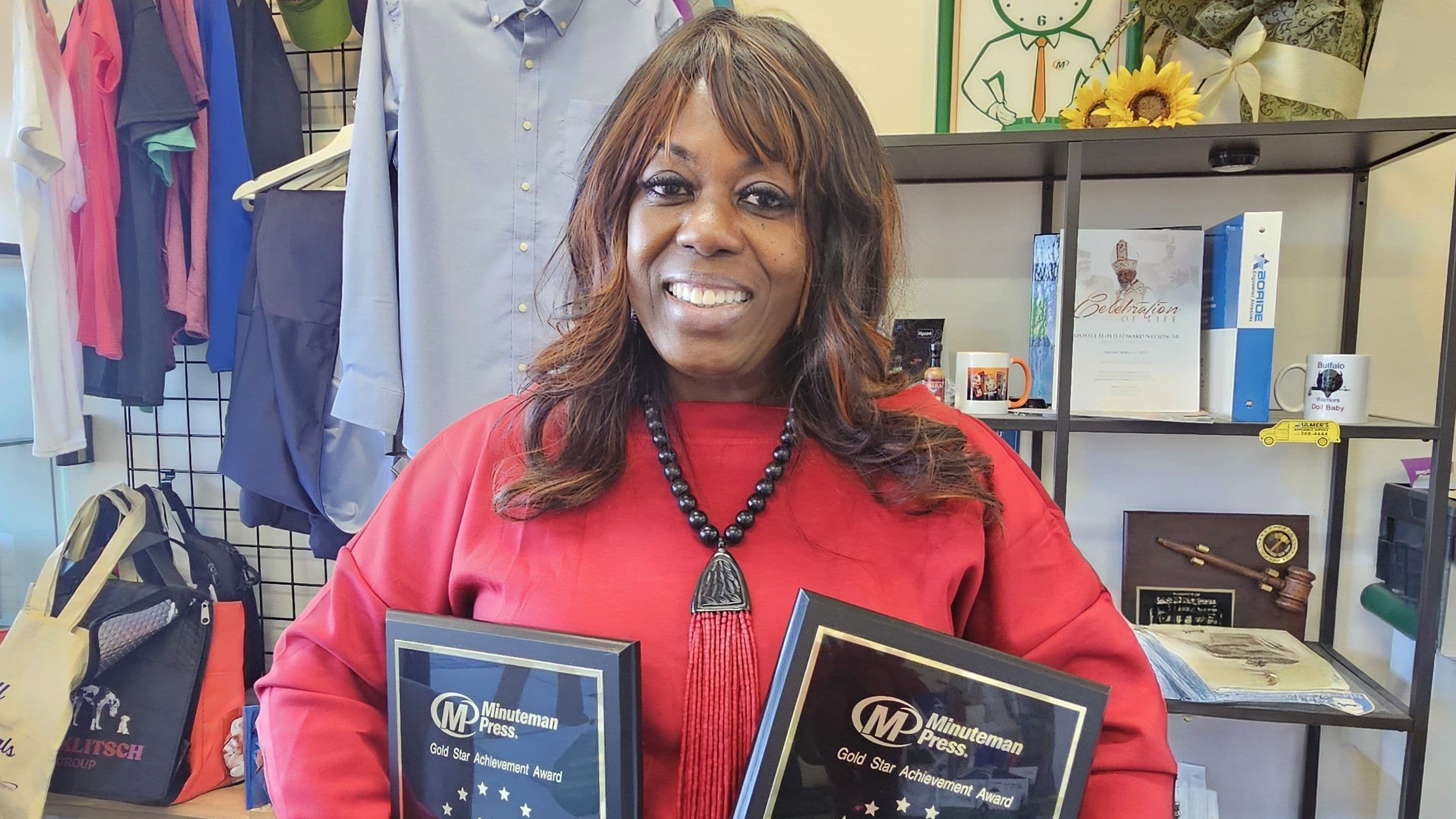Minuteman Press Franchise Review: Juanita A. Glenn Celebrates 8 Years