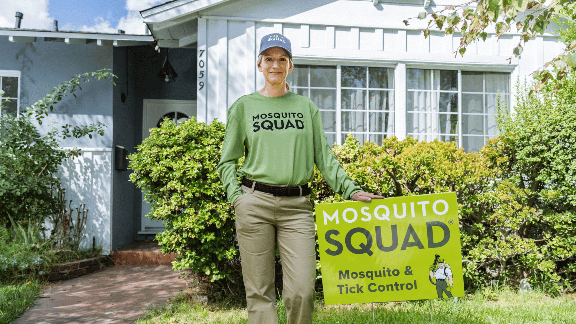 Top 5 Reasons To Invest in a Mosquito Squad Plus Franchise Right Now
