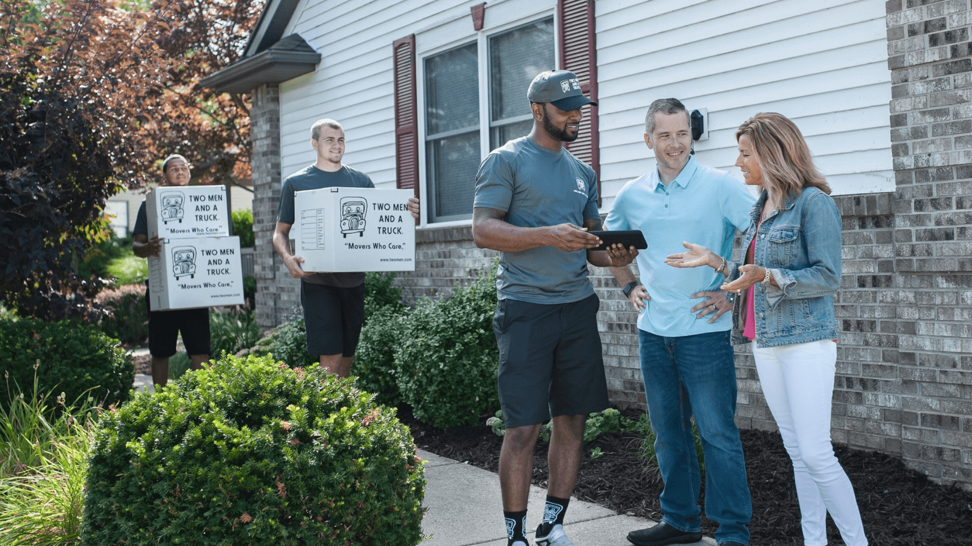 TWO MEN AND A TRUCK® Proudly Serves Those Who Serve: Supporting Veterans on the Move and in Business