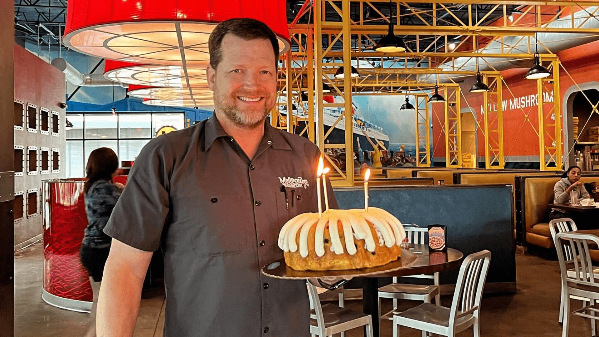 A Day in the Life of a Mellow Mushroom Owner: How This Navy Veteran Found His Slice of Happiness