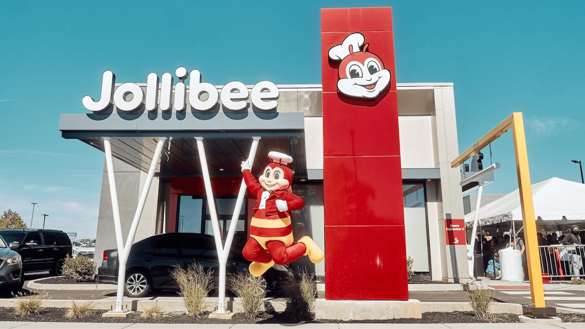 After 40 Years in QSR, Veteran Franchise Operator George Almeida Brings Jollibee to Northern California as Brand Outpaces Industry