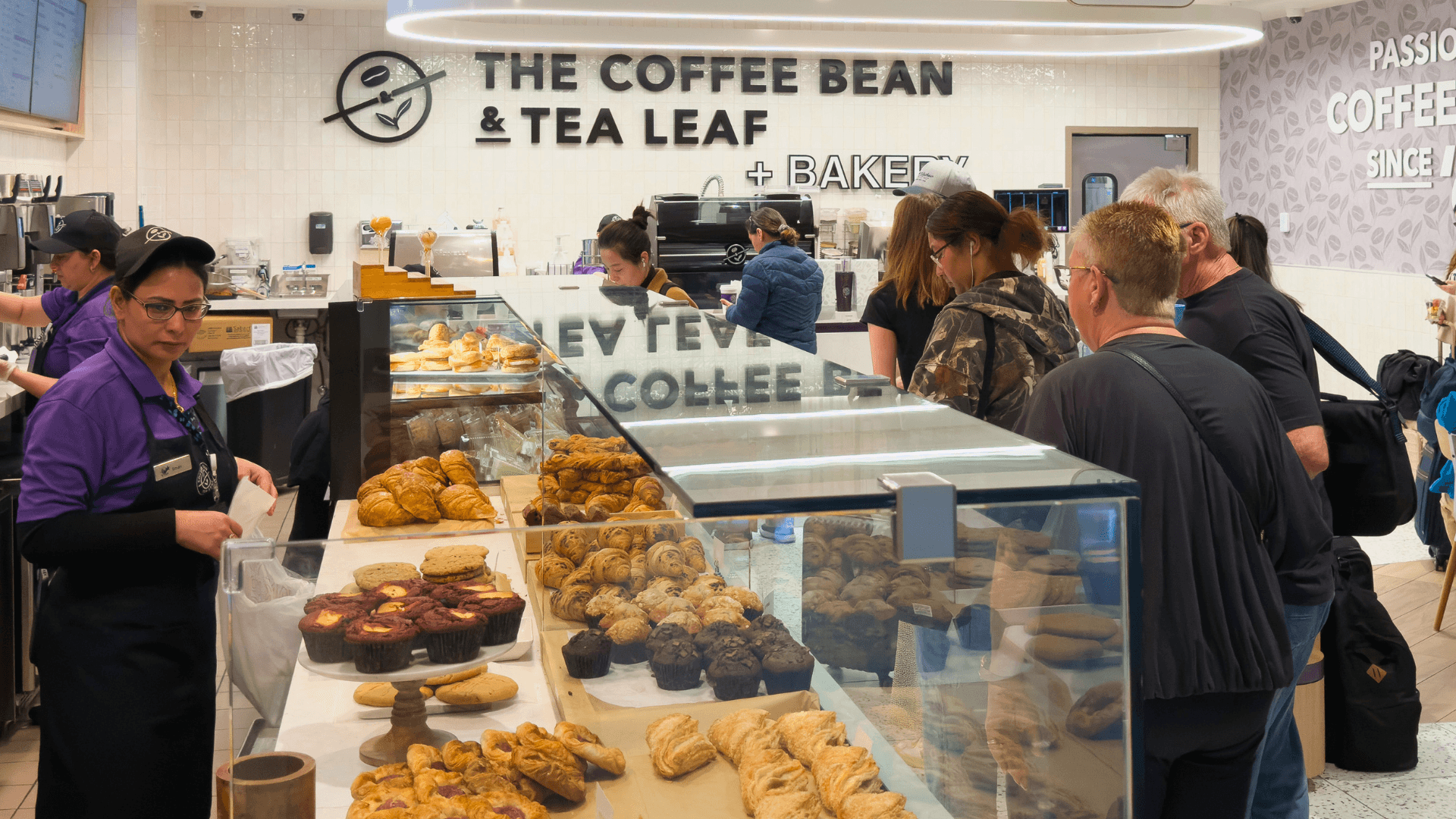 Why The Coffee Bean & Tea Leaf Franchise Is a Top Investment Opportunity For 2026