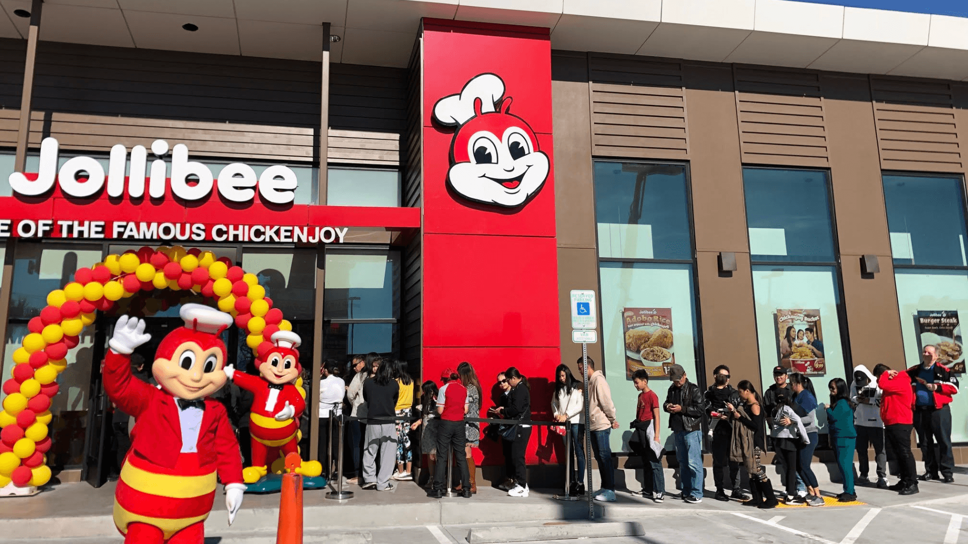Why Multi-Unit Operators Are Quietly Adding Jollibee to Their Growth Portfolios