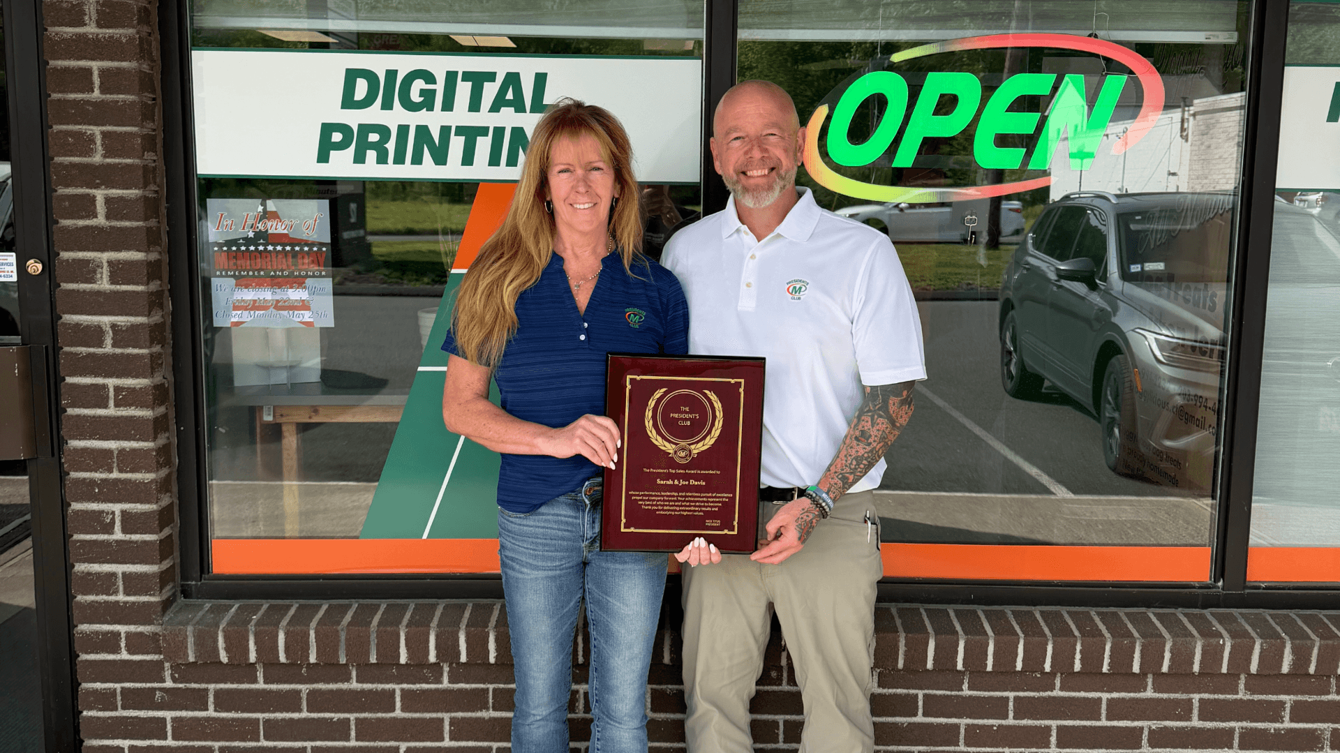Minuteman Press Franchise Owners Sarah & Joe Davis Join President's Club in Danbury, CT