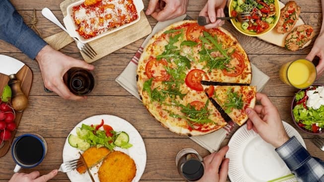 How Restaurants Can Successfully Tap Into Millennial Consumers By Catering To Their Tastes and Trends 
