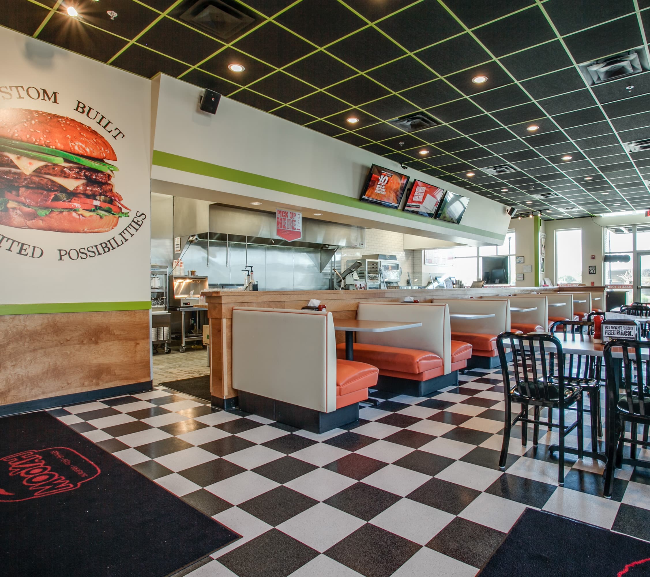 Veteran Chuck Kerr brings MOOYAH to Baton Rouge  
