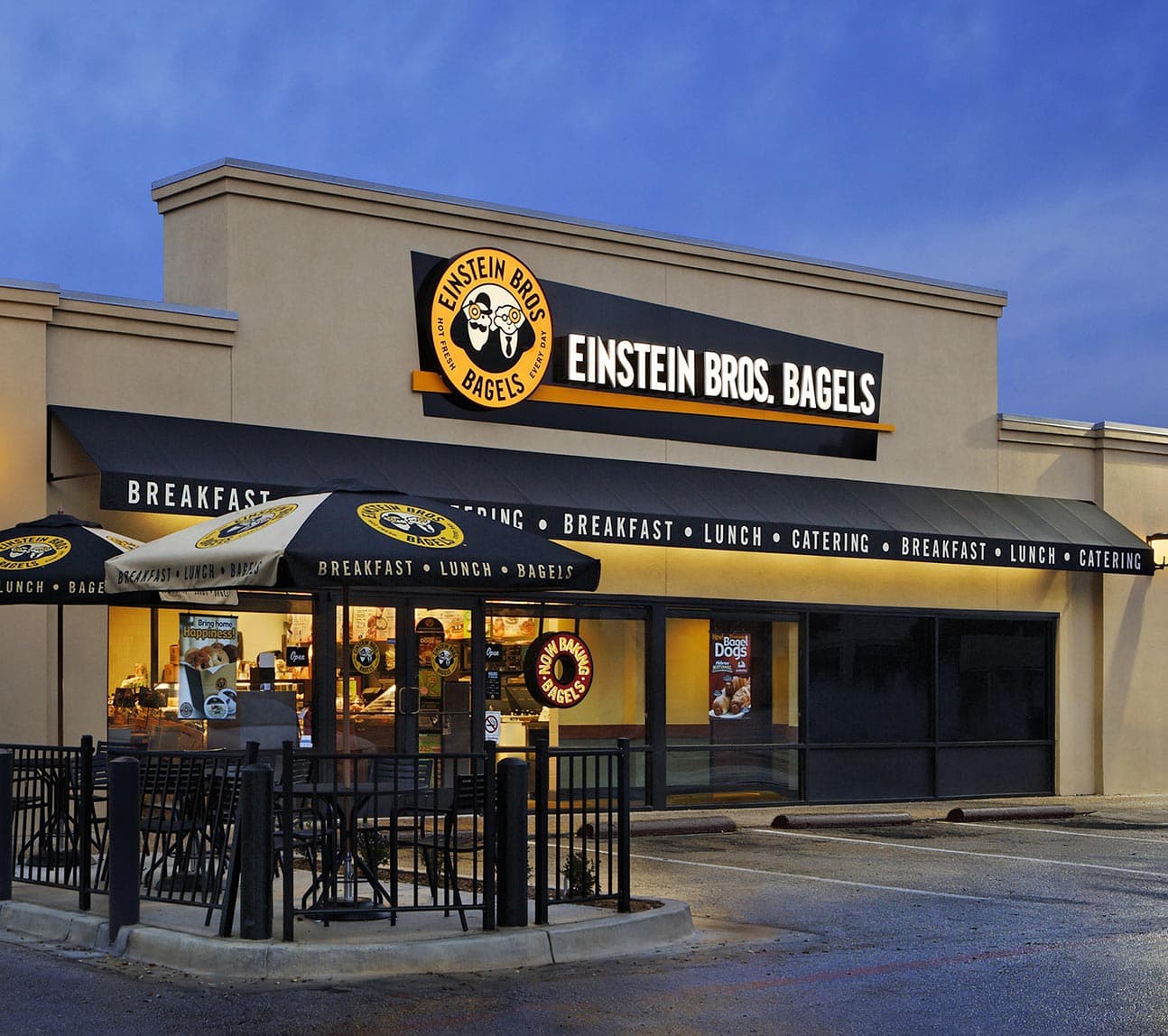 Einstein Noah to go private in $347 deal