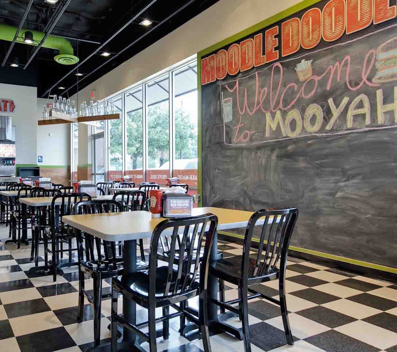 Seasoned Restaurateurs Bring MOOYAH Burgers, Fries & Shakes to Ascension Parish  