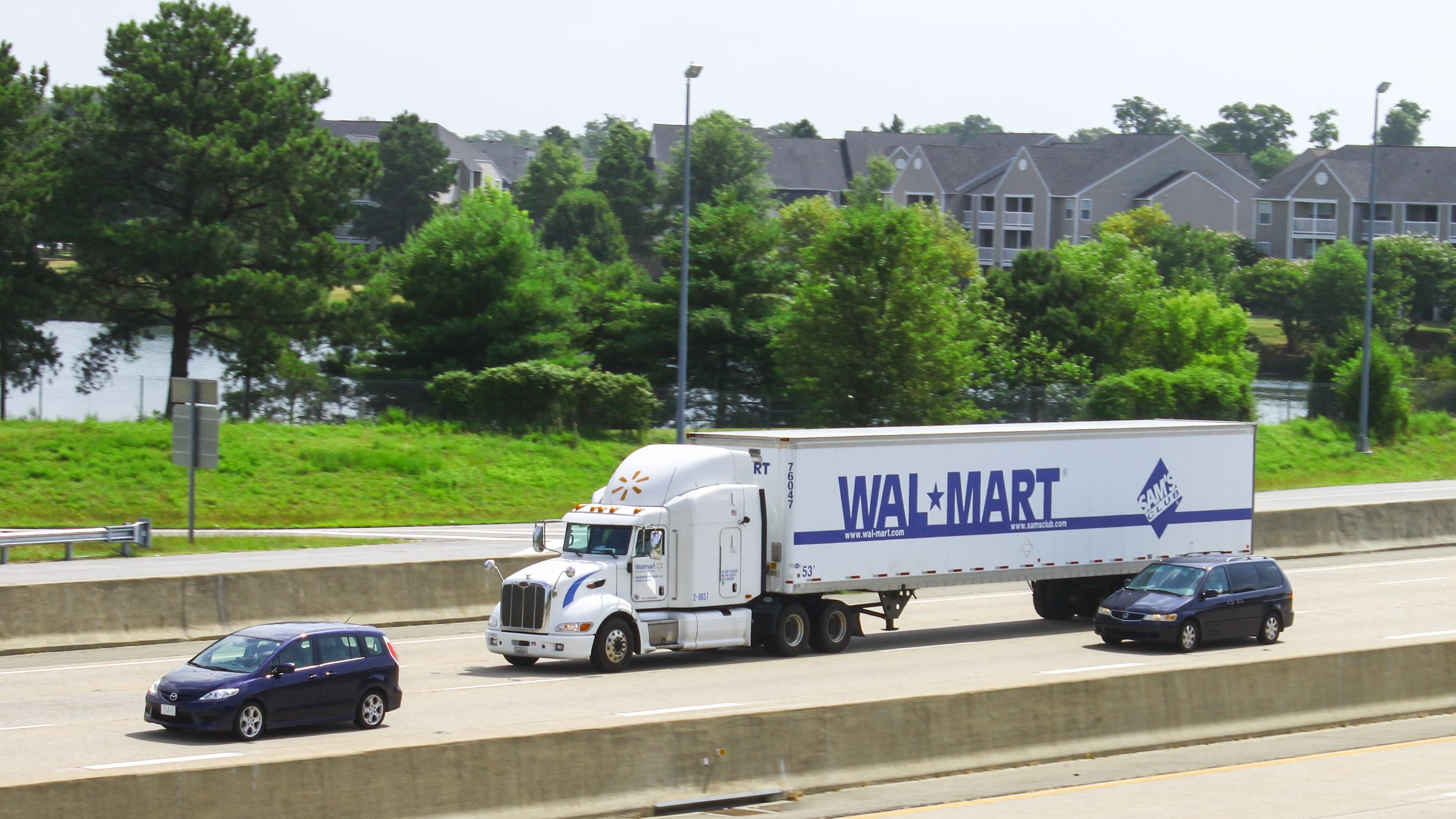 Mashable: Walmart Introduces Free 2-Day Shipping With No Membership Fee