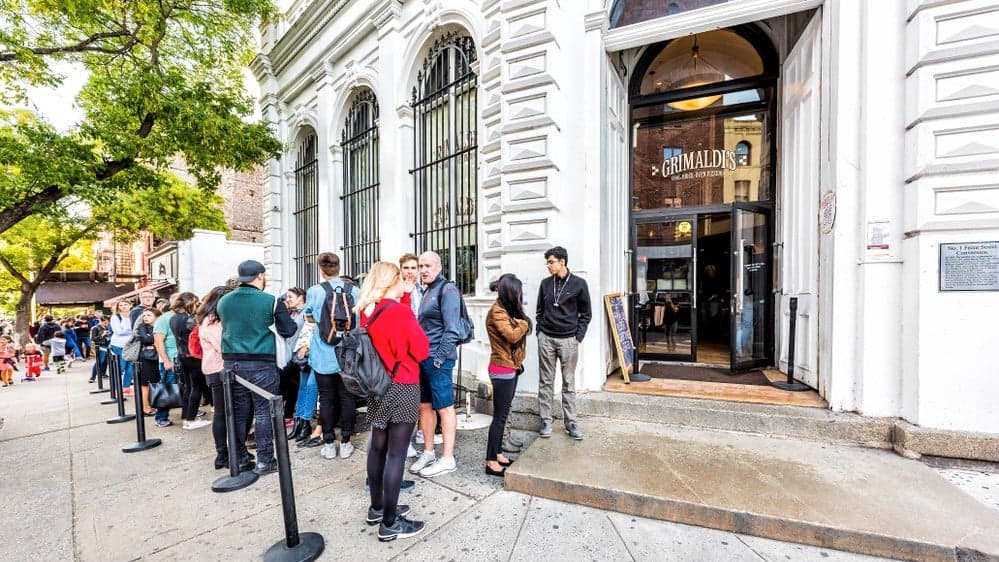 Iconic New York Pizzeria Grimaldi's Begins Franchising Iconic New York Pizzeria Grimaldi's Begins Franchising