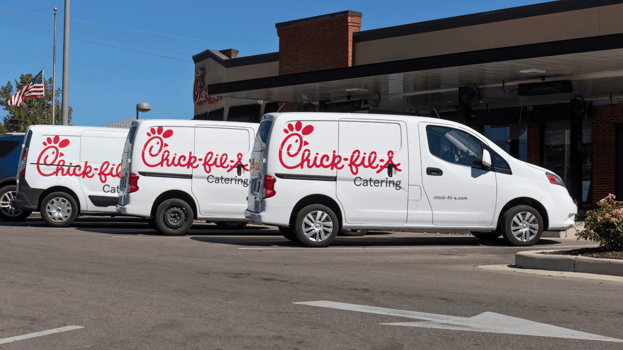 Chick-fil-A Announces $100 Million U.K. Expansion with New Restaurants in 2025 Chick-fil-A Announces $100 Million U.K. Expansion with New Restaurants in 2025