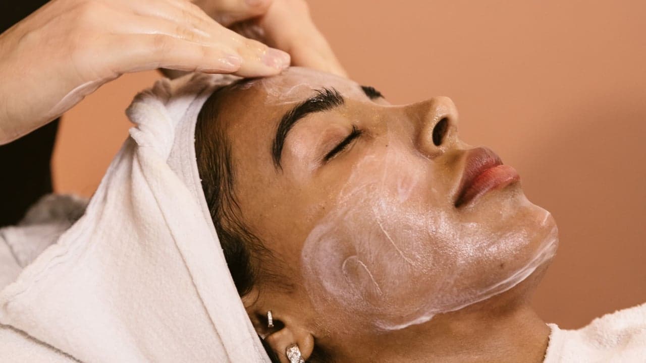 The Franchise Times: Why This Pharmacist Is Opening the First Heyday Skincare Franchise The Franchise Times: Why This Pharmacist Is Opening the First Heyday Skincare Franchise