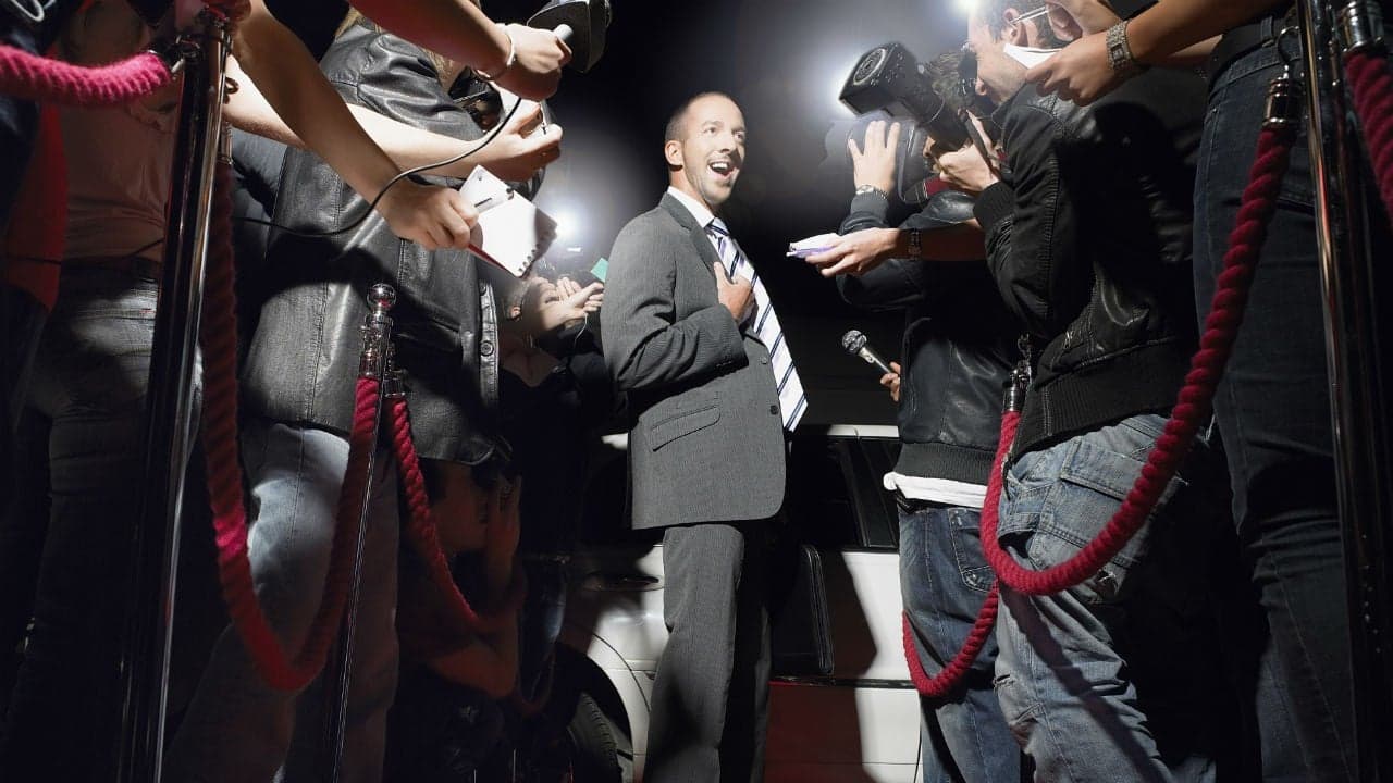 5 Things to Know About the Cost of Using a Celebrity Endorsement for a Franchise 5 Things to Know About the Cost of Using a Celebrity Endorsement for a Franchise