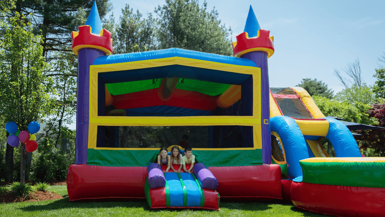 Why Now Is the Right Time to Buy a Busy Bee Jumpers Franchise Why Now Is the Right Time to Buy a Busy Bee Jumpers Franchise