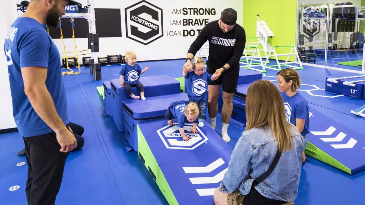 UPS Franchisees Bring KidStrong to the Bay Area After Seeing It Spark Their Daughter’s Confidence UPS Franchisees Bring KidStrong to the Bay Area After Seeing It Spark Their Daughter’s Confidence