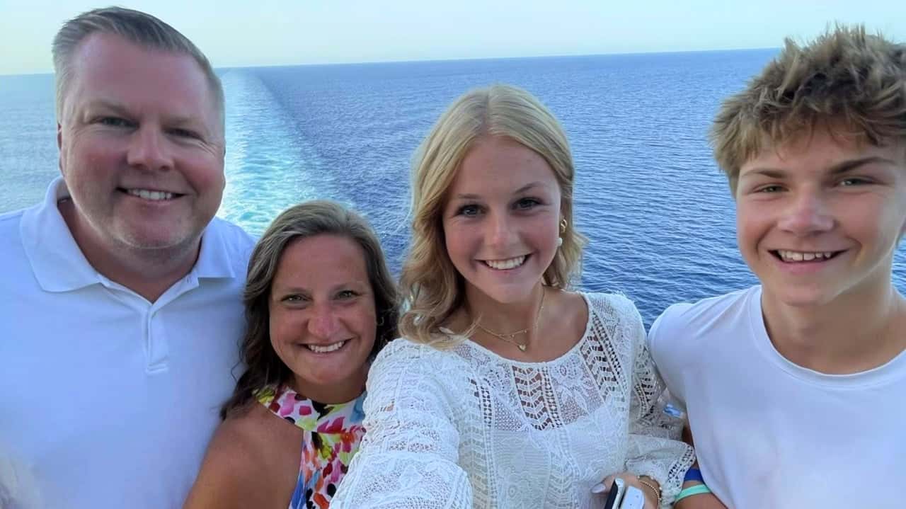 How Caring Transitions Evolved and Set New Standards Meet the Caring Transitions Franchisees Turning a Personal Experience Into a Growing Family Business