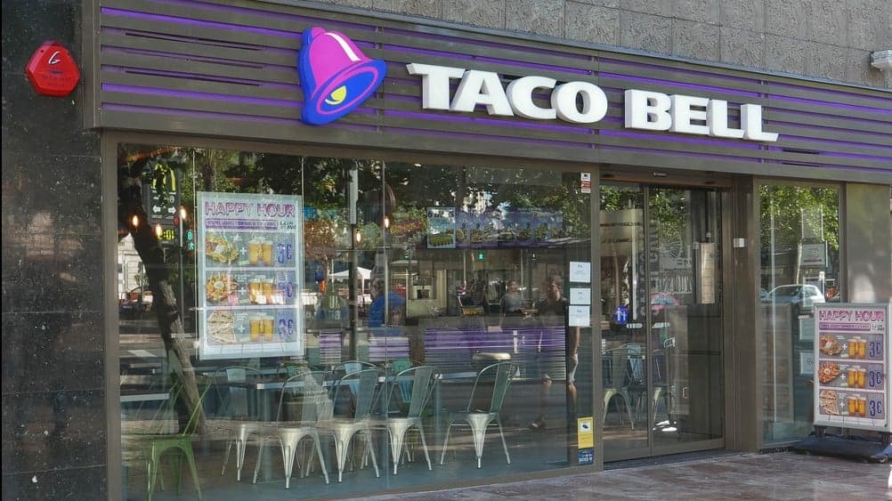 QSR Magazine: For Better and for Worse, Yum! Brands Defies Q1 Estimates QSR Magazine: For Better and for Worse, Yum! Brands Defies Q1 Estimates