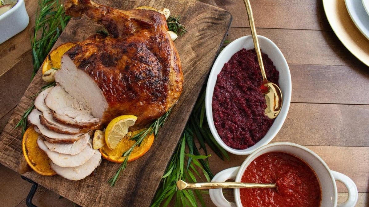Zoes Kitchen Unveils Heat-and-Serve Thanksgiving Turkey Dinners Zoes Kitchen Unveils Heat-and-Serve Thanksgiving Turkey Dinners