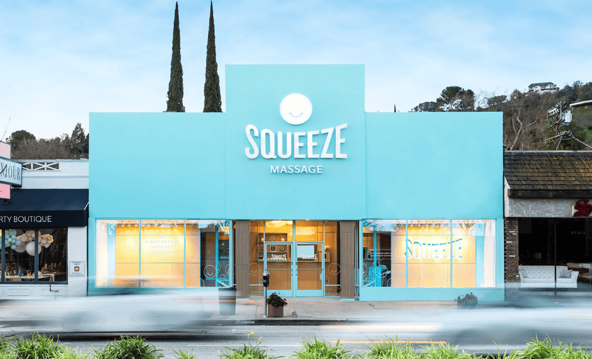 Squeeze Expands National Franchise with Rogers Grand Opening Squeeze Expands National Franchise with Rogers Grand Opening