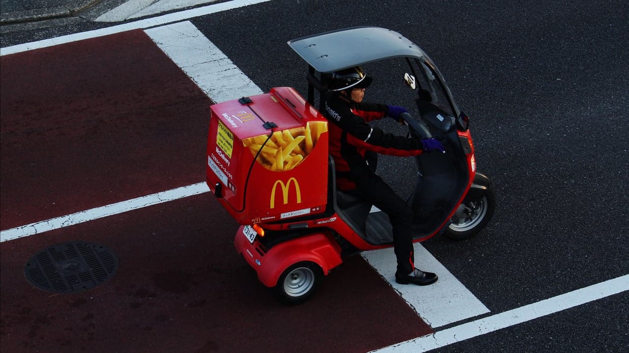 McDonald's Is Dominating the Delivery Game by Expanding its Services McDonald's Is Dominating the Delivery Game by Expanding its Services