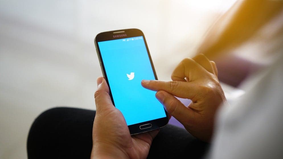 Twitter Testing Online Status Indicators Twitter Testing Online Status Indicators
