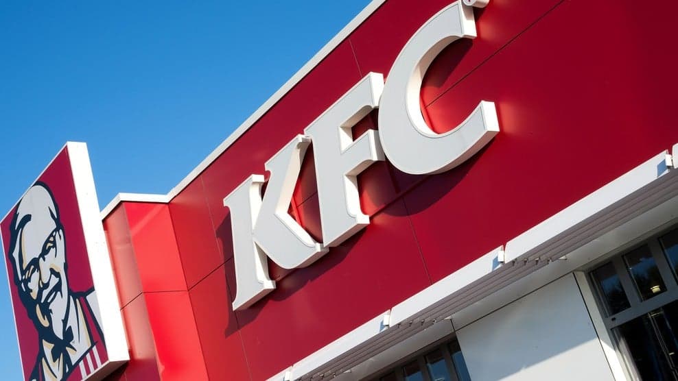 Fast Casual: KFC in China spins off a fast casual chain with face recognition payment kiosk Fast Casual: KFC in China spins off a fast casual chain with face recognition payment kiosk