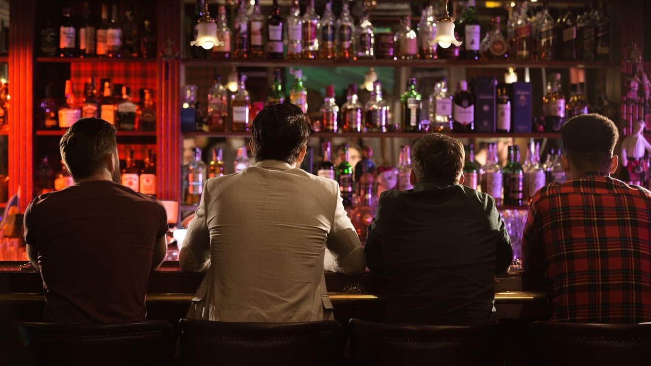 TGI Fridays Plans on Revamping Its Bar to Ignite Alcohol Sales TGI Fridays Plans on Revamping Its Bar to Ignite Alcohol Sales