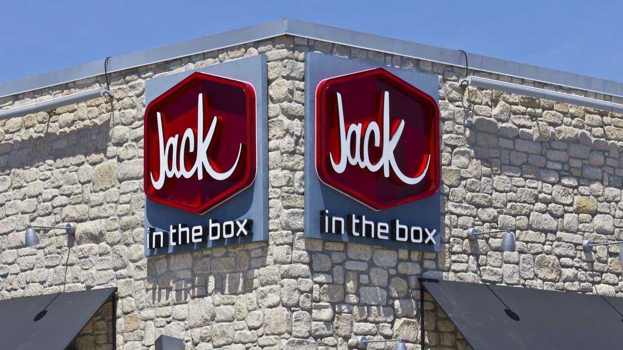 Jack in the Box's Franchise Association and Corporate Team Butt Heads in Public Battles Jack in the Box's Franchise Association and Corporate Team Butt Heads in Public Battles