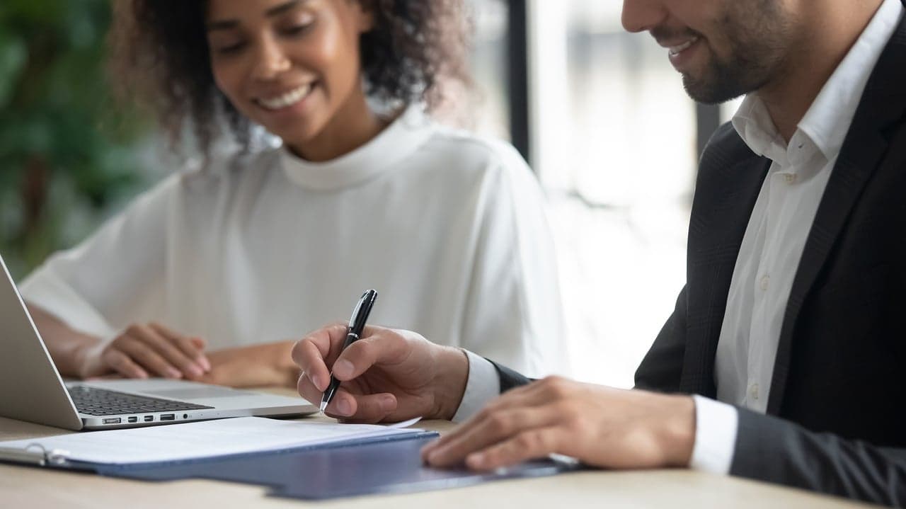 What You WON’T Find in a Franchise Disclosure Document What You WON’T Find in a Franchise Disclosure Document