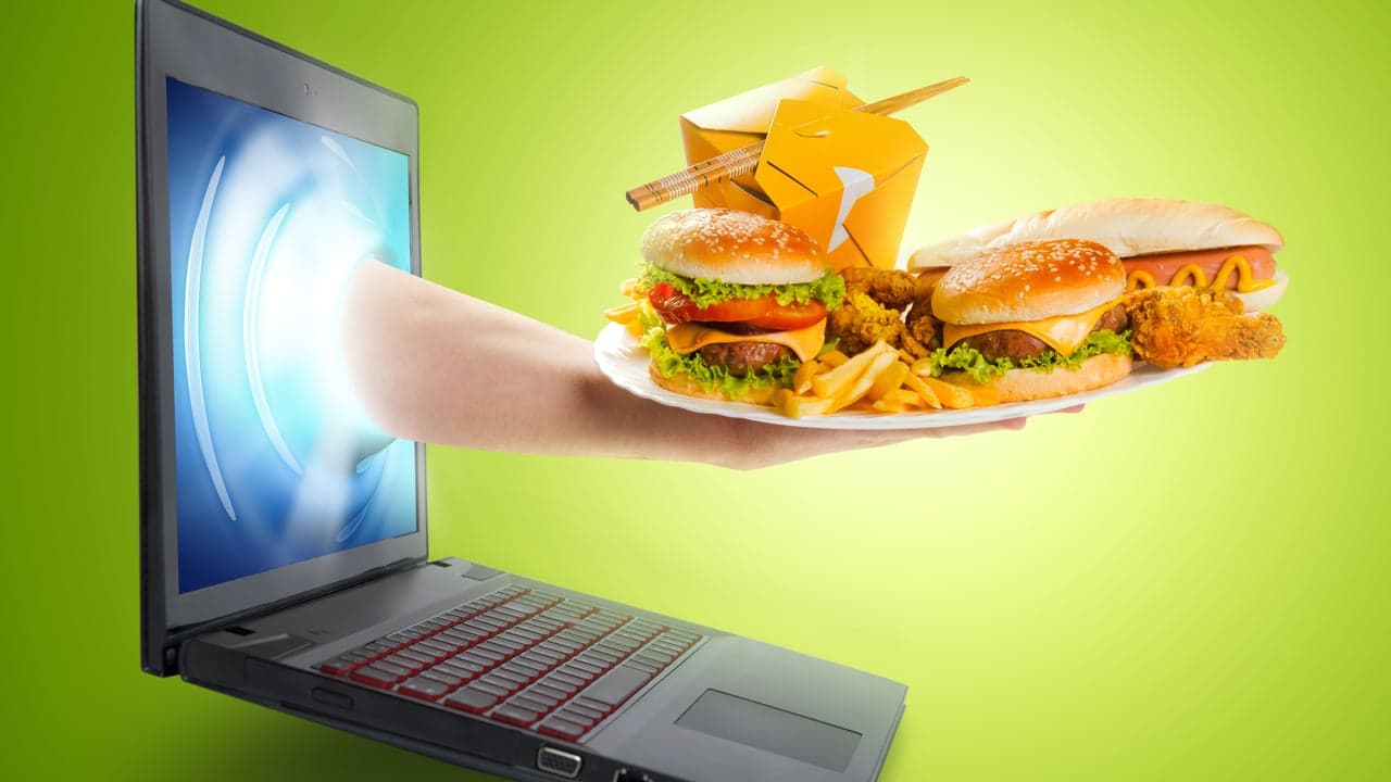 Quiznos, Potbelly Among Fast Food Chains Offering Cyber Monday Deals Quiznos, Potbelly Among Fast Food Chains Offering Cyber Monday Deals