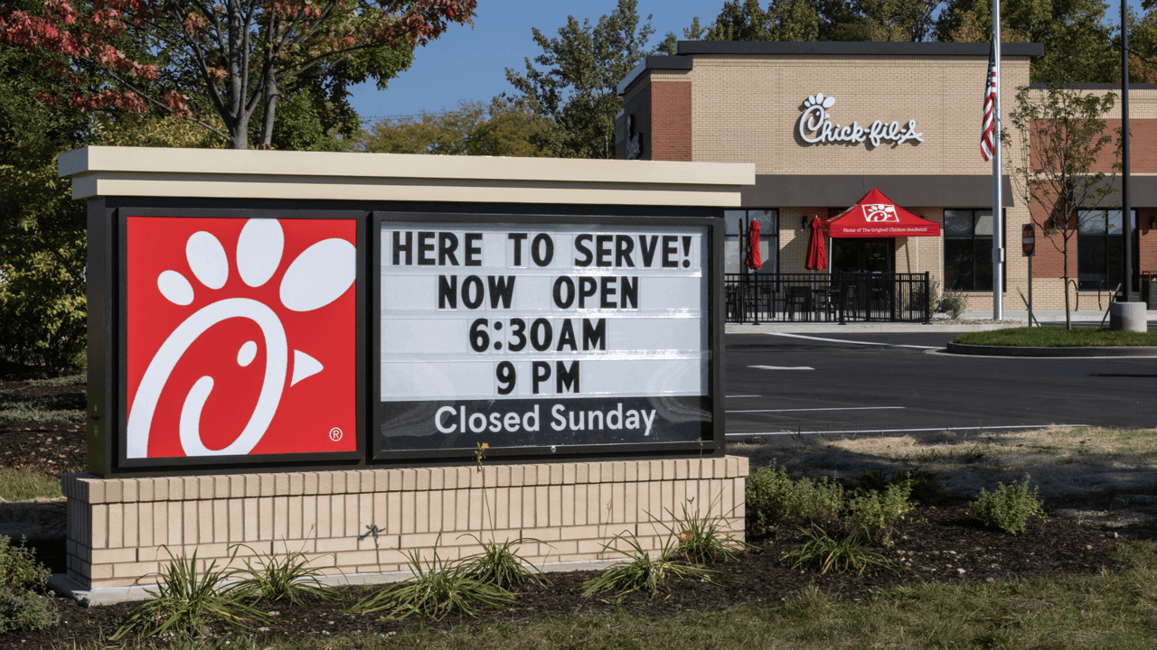 How Much Does It Cost to Buy a Chick-fil-A Franchise? How Much Does It Cost to Buy a Chick-fil-A Franchise?