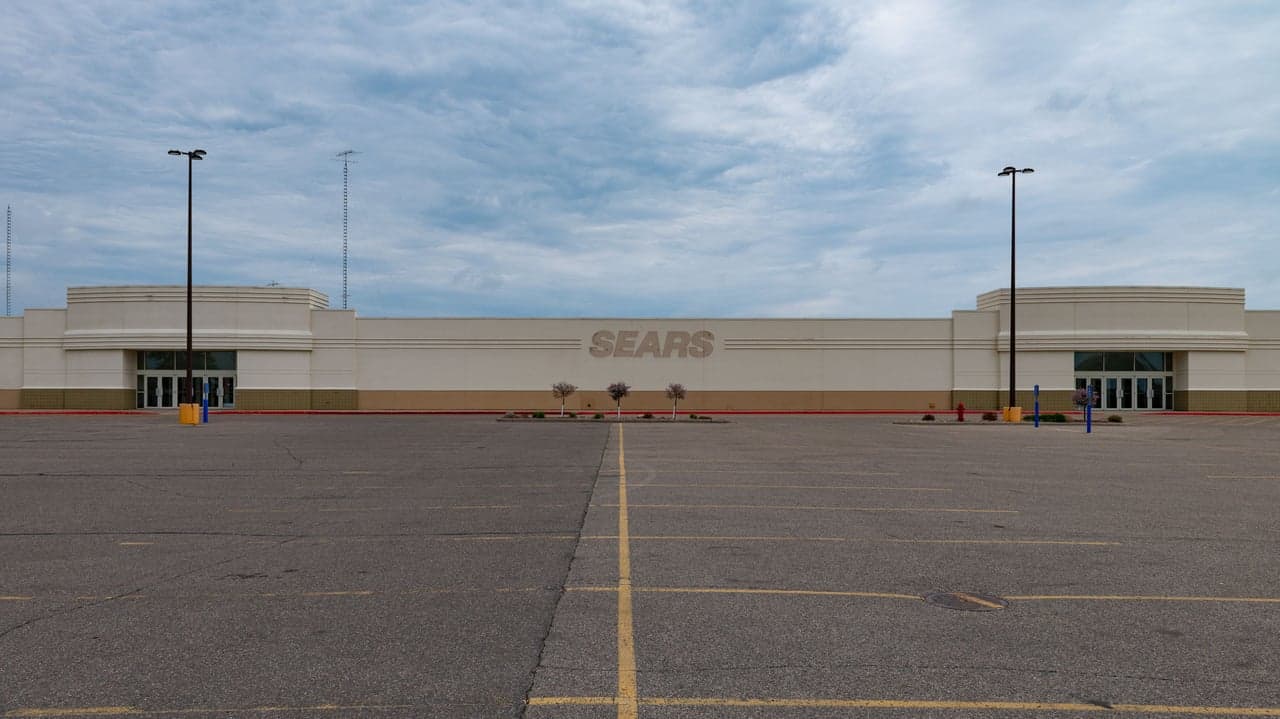 Sears Franchisees are Suffering as Parent Company Struggles Sears Franchisees are Suffering as Parent Company Struggles