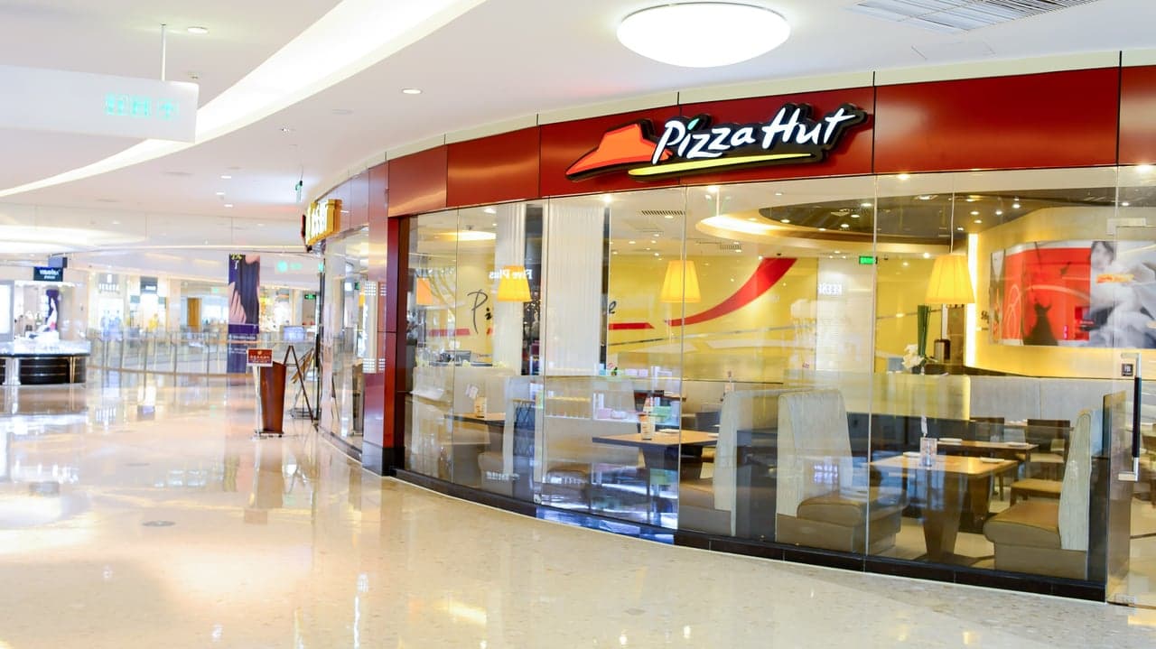 Reuters: Yum Brands Same-Store Sales Miss as Fewer Dine at Pizza Hut Reuters: Yum Brands Same-Store Sales Miss as Fewer Dine at Pizza Hut