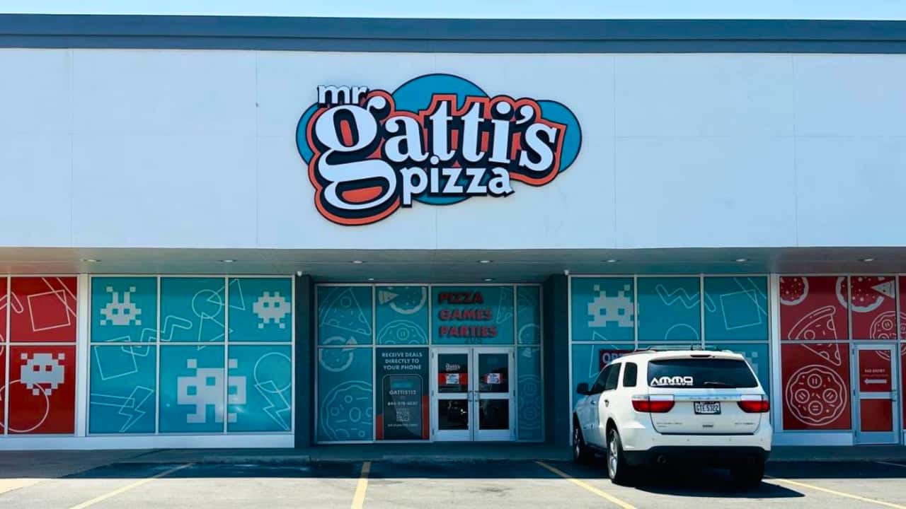 How undefined Evolved and Set New Standards Longtime Franchisee Takes Ownership of Mr Gatti’s, Continuing a Broader Industry Trend