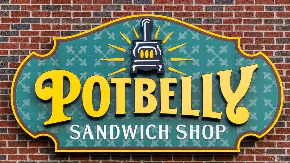Fast Casual: Potbelly strengthens turnaround strategy with VP, CMO Fast Casual: Potbelly strengthens turnaround strategy with VP, CMO