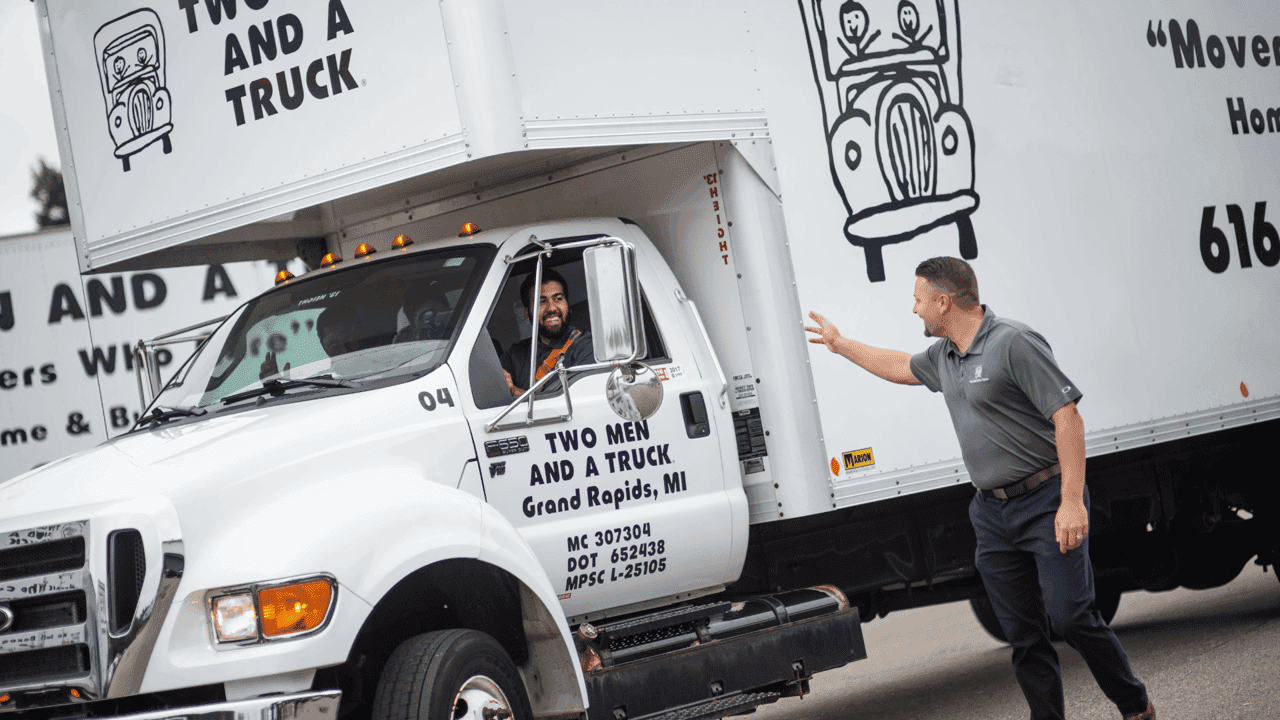How undefined Evolved and Set New Standards TWO MEN AND A TRUCK® Supports Veterans Within the Franchise System and Beyond
