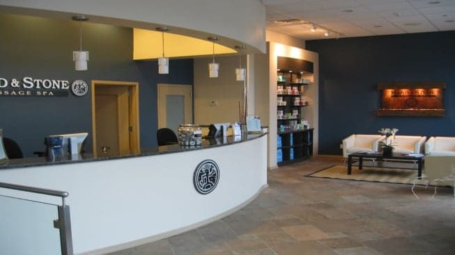 Pulse Magazine: How Hand & Stone Massage and Facial Spa Became A Credit-Worthy Franchise Pulse Magazine: How Hand & Stone Massage and Facial Spa Became A Credit-Worthy Franchise