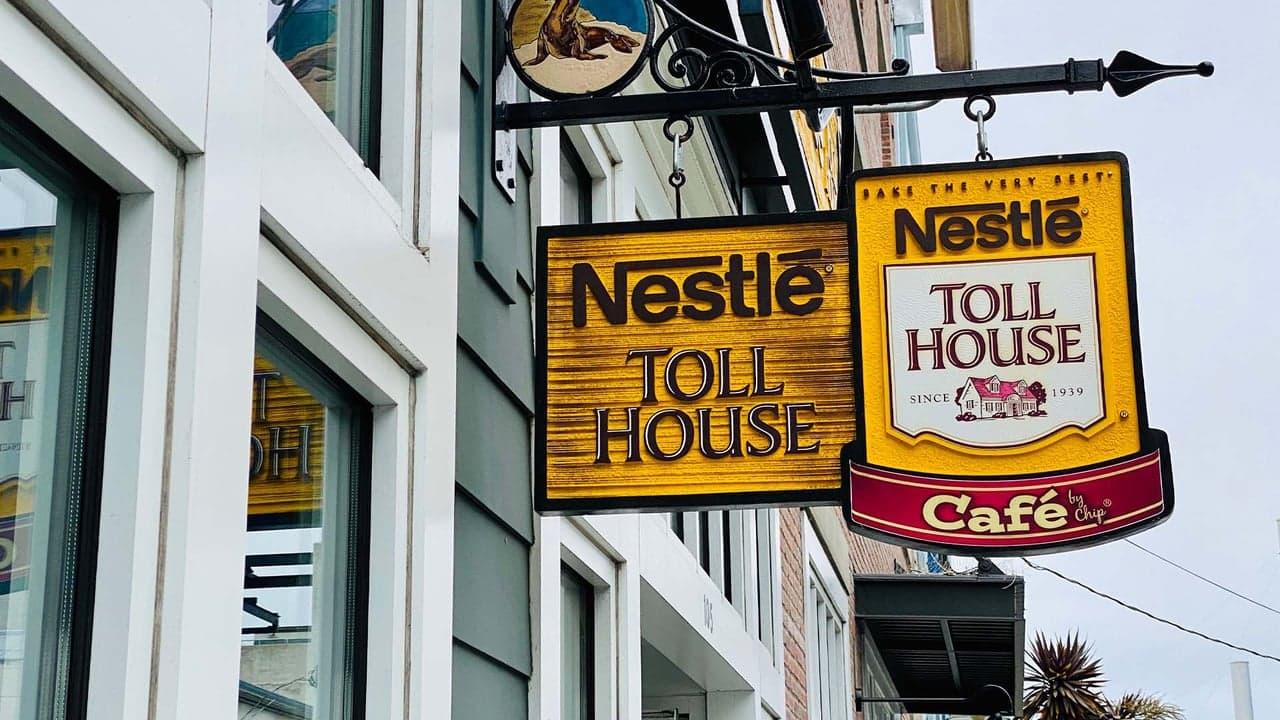 5 Cookie Franchises We Love 5 Cookie Franchises We Love