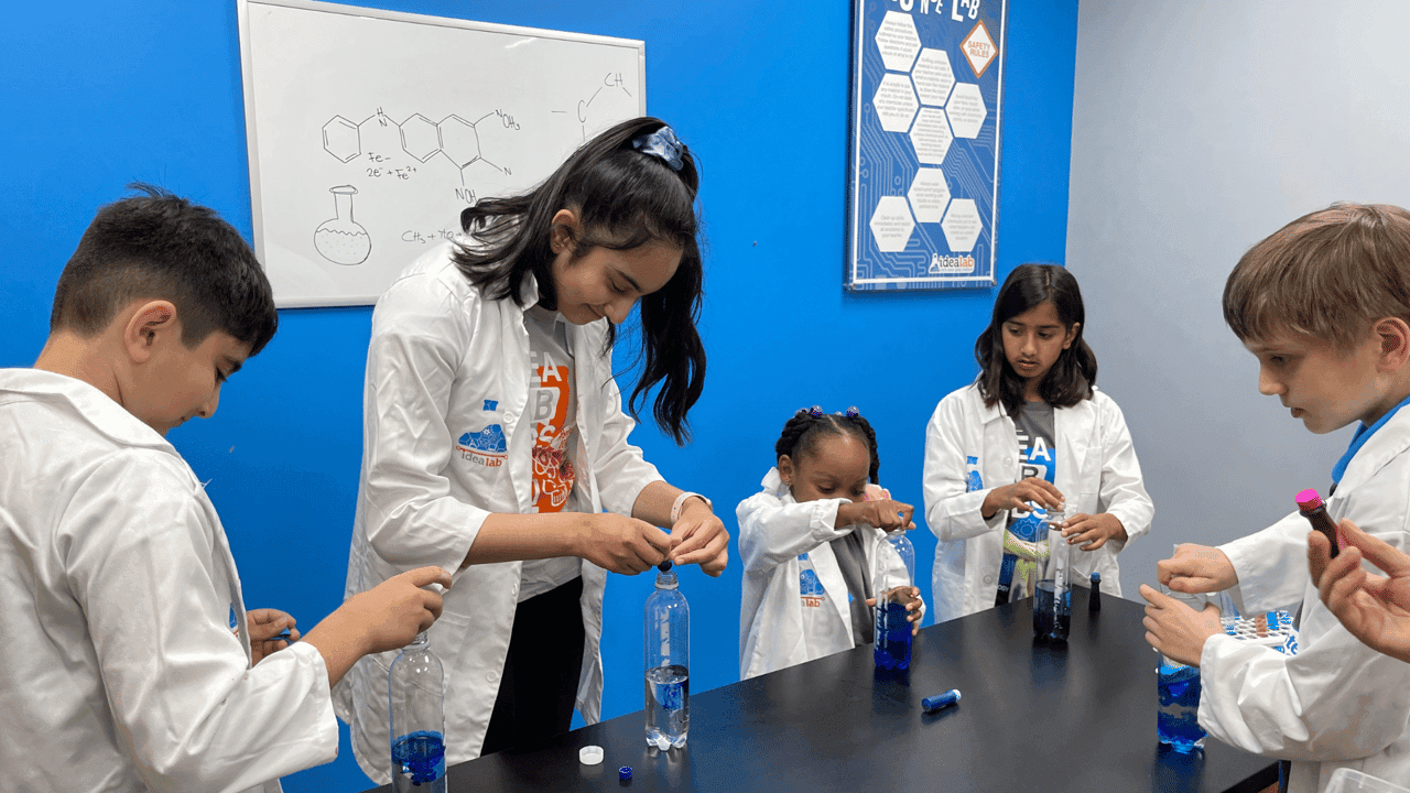 IDEA Lab Kids Central Houston Revitalizes STEM Programming at Horn Elementary IDEA Lab Kids Central Houston Revitalizes STEM Programming at Horn Elementary