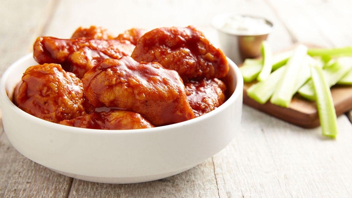 QSR: Historic Wing Prices Wreak Havoc on Restaurants QSR: Historic Wing Prices Wreak Havoc on Restaurants