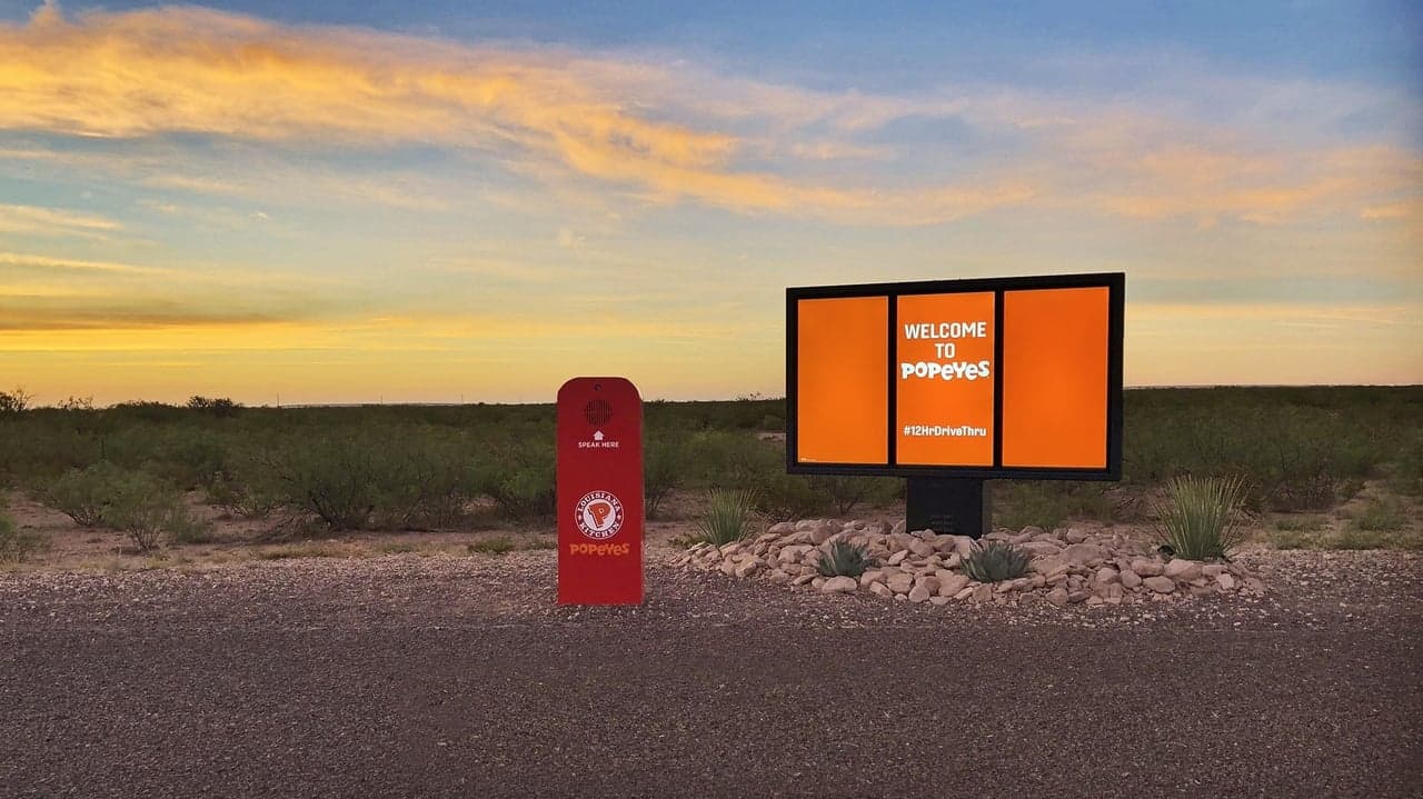 At Popeyes New 12-Hour Drive-Thru, Customers Order in Texas and Pick Up in New Orleans At Popeyes New 12-Hour Drive-Thru, Customers Order in Texas and Pick Up in New Orleans