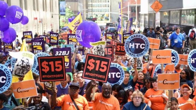 New York Reaches Deal to Raise Minimum Wage to $15 New York Reaches Deal to Raise Minimum Wage to $15